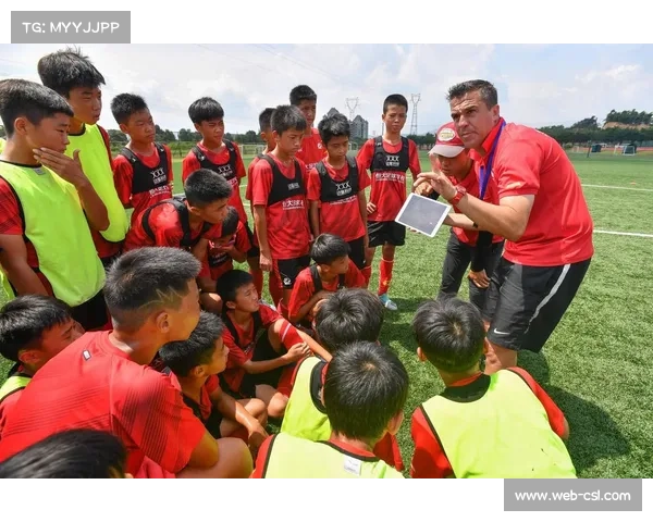 饶勒斯：欧塞尔青训助力中国球员适应欧洲足球